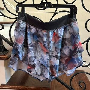 Lululemon running shorts size 8